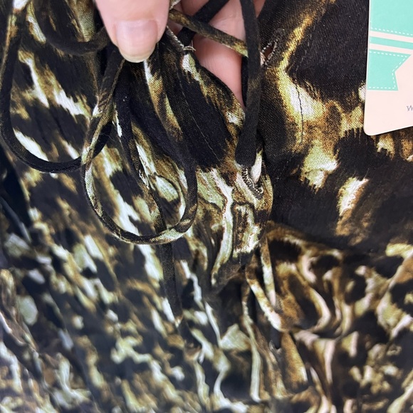 NWT NEW UMGEE S SMALL ROMPER BLACK GREEN - Picture 12 of 12